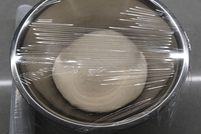 Stiff Sourdough Pizza dough - fermentation