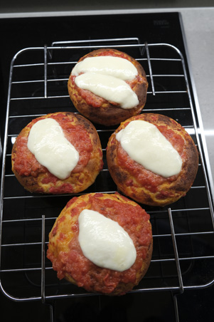 Mini PIzza Bites - enjoy italian pizzette for starter