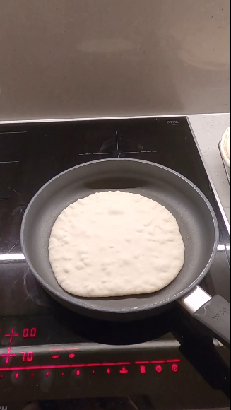 Easy Italian Flatbread Piadina with Sourdough Discard -cooking in a 24 cm pan
