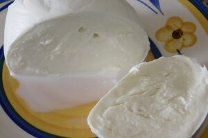 Mozzarella for pizza